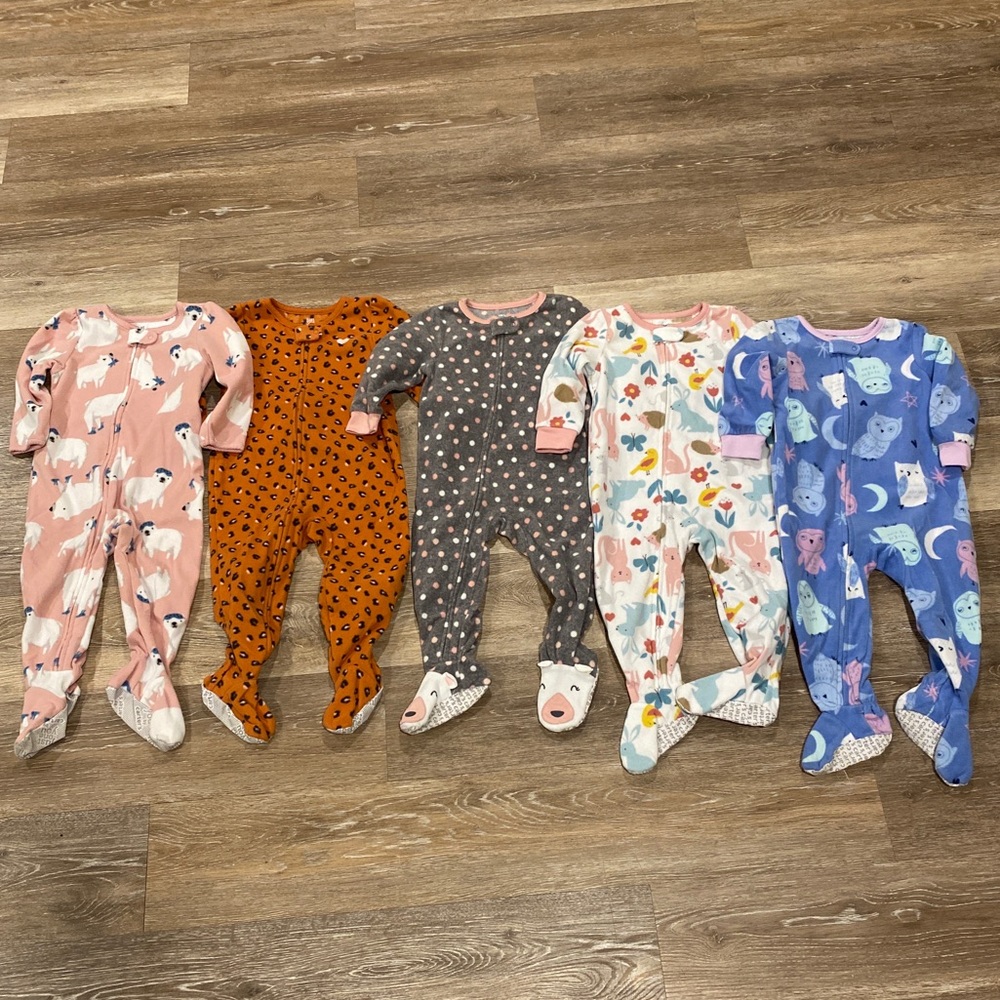 Carter’s fleece pajama bundle
